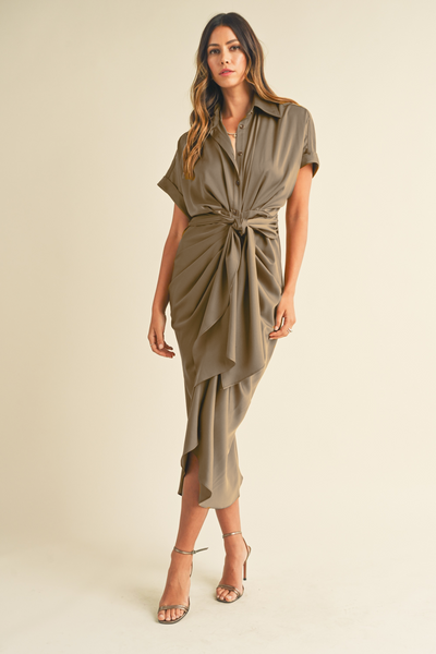Stylish and Warm: Styling Dresses for a Fabulous Fall