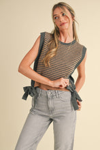 Load image into Gallery viewer, Violeta Striped Side Tie Sweater Vest