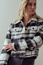 Load image into Gallery viewer, Kennedy Cozy Fleece Plaid Print Jacket