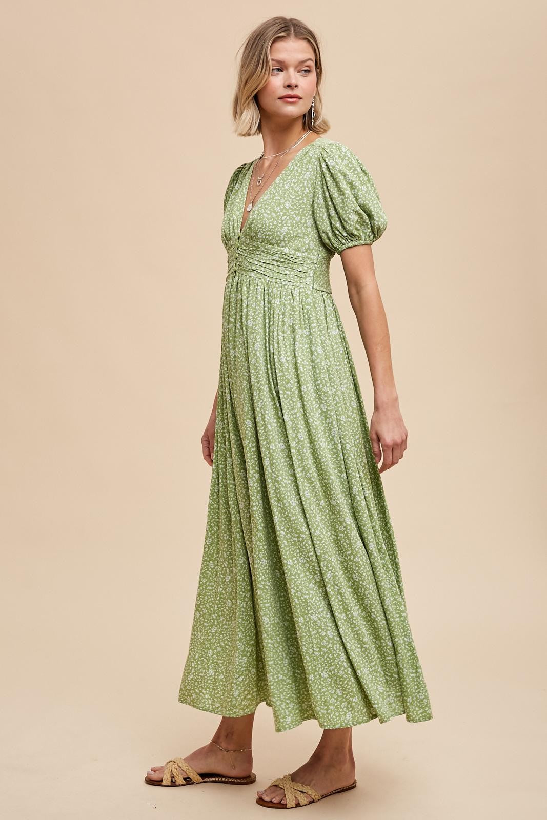 green emerald velvet dress Green Floral Button Front Short Sleeve Mini Skater Dress main image 1