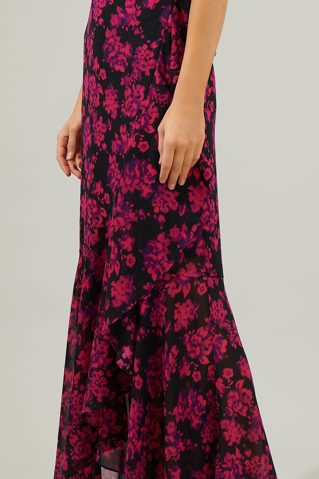 Doris Ruffle Maxi Dress FUCHSIA-MULTI / XL