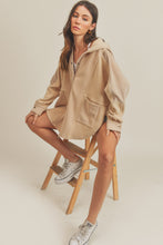 Load image into Gallery viewer, Delaney Scoop Hem Oversized Pullover