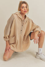 Load image into Gallery viewer, Delaney Scoop Hem Oversized Pullover