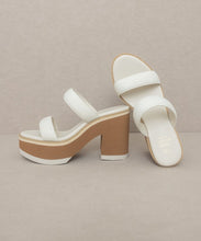 Load image into Gallery viewer, Oasis Society Daphne - Chunky Heeled Sandal