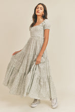 Load image into Gallery viewer, Garden Floral Tiered Maxi Dress