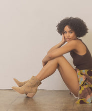 Load image into Gallery viewer, OASIS SOCIETY Ivanna - Star Studded Western Boots