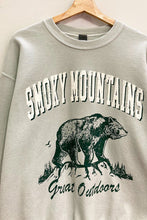 Load image into Gallery viewer, Vintage Smoky Mountain Pullover Sweatshirt