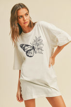 Load image into Gallery viewer, Floral Butterfly Cotton Graphic Tee