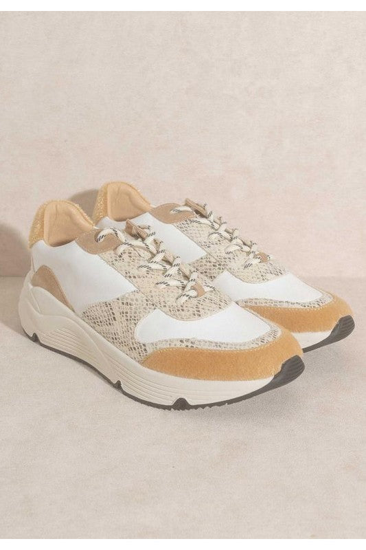 Penelope Casual Running Sneaker