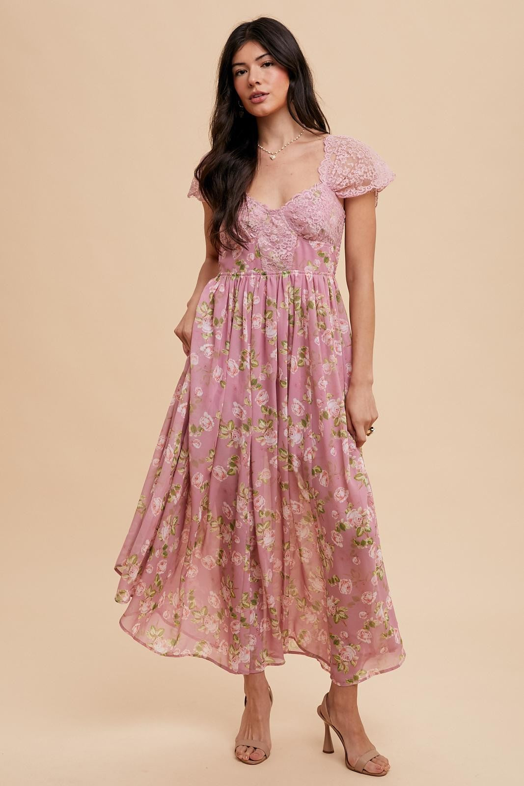 Kaelyn Lace Sweetheart Floral Maxi Dress - Pink Small
