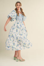 Load image into Gallery viewer, Mia Smocked Floral Puff Sleeve Maxi Dress, Preorder