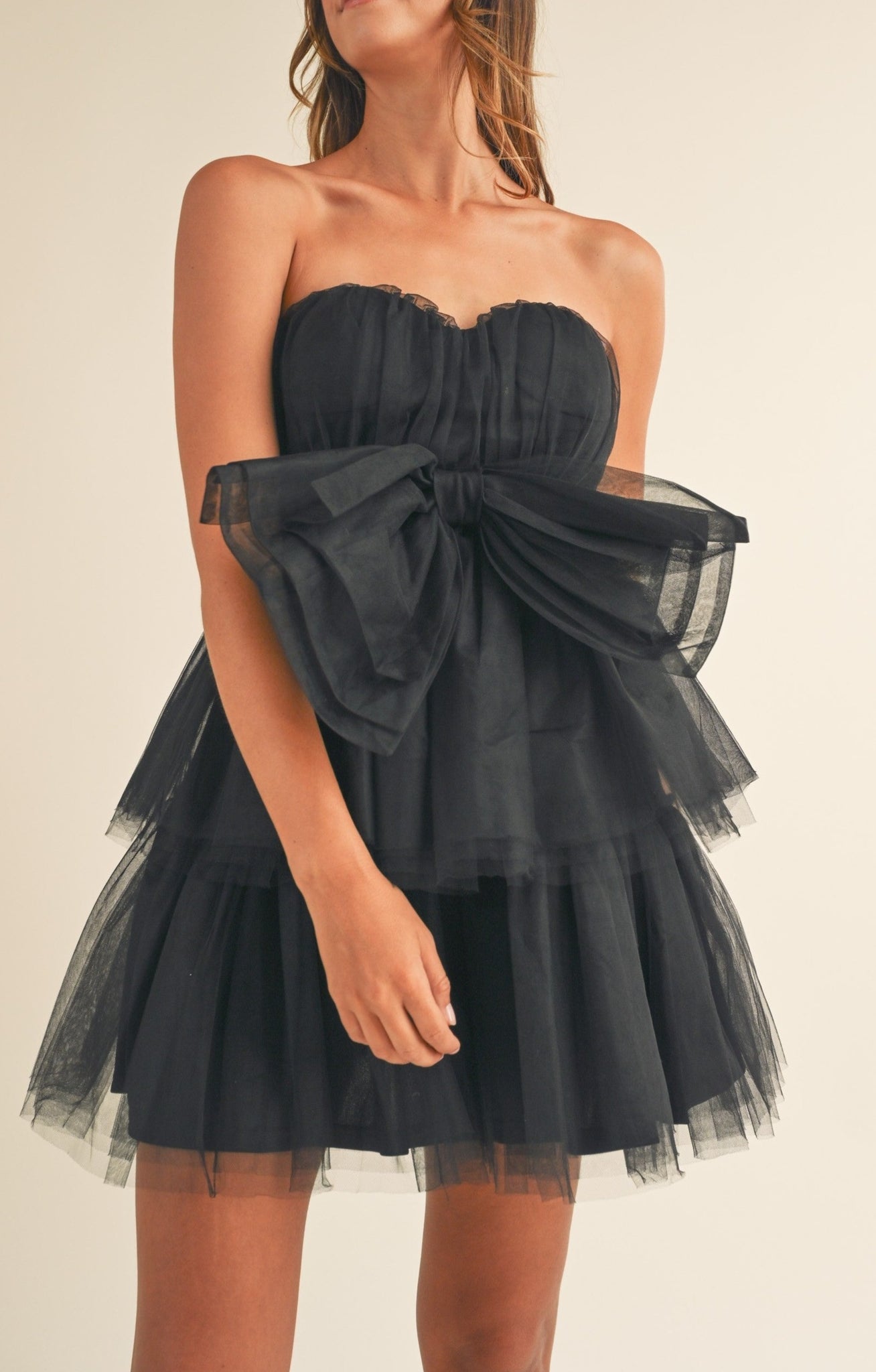 Nadia Black Tulle Bow Strapless Mini Dress Large Nadia Black Tulle Bow Strapless Mini Dress Large