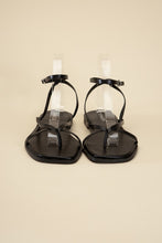 Load image into Gallery viewer, ELIO-1 FLAT SANDALS
