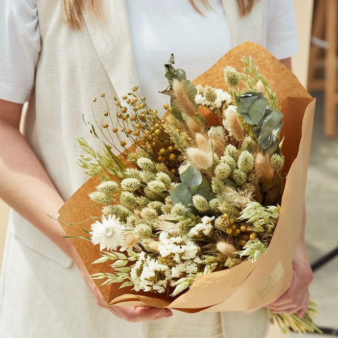 Large Classic Dried Flower Bouquet - Natural, Green