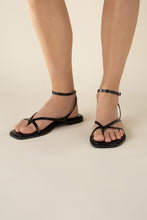 Load image into Gallery viewer, ELIO-1 FLAT SANDALS