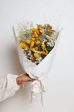 Load image into Gallery viewer, Field Bouquet Dried Flowers - Sunshine