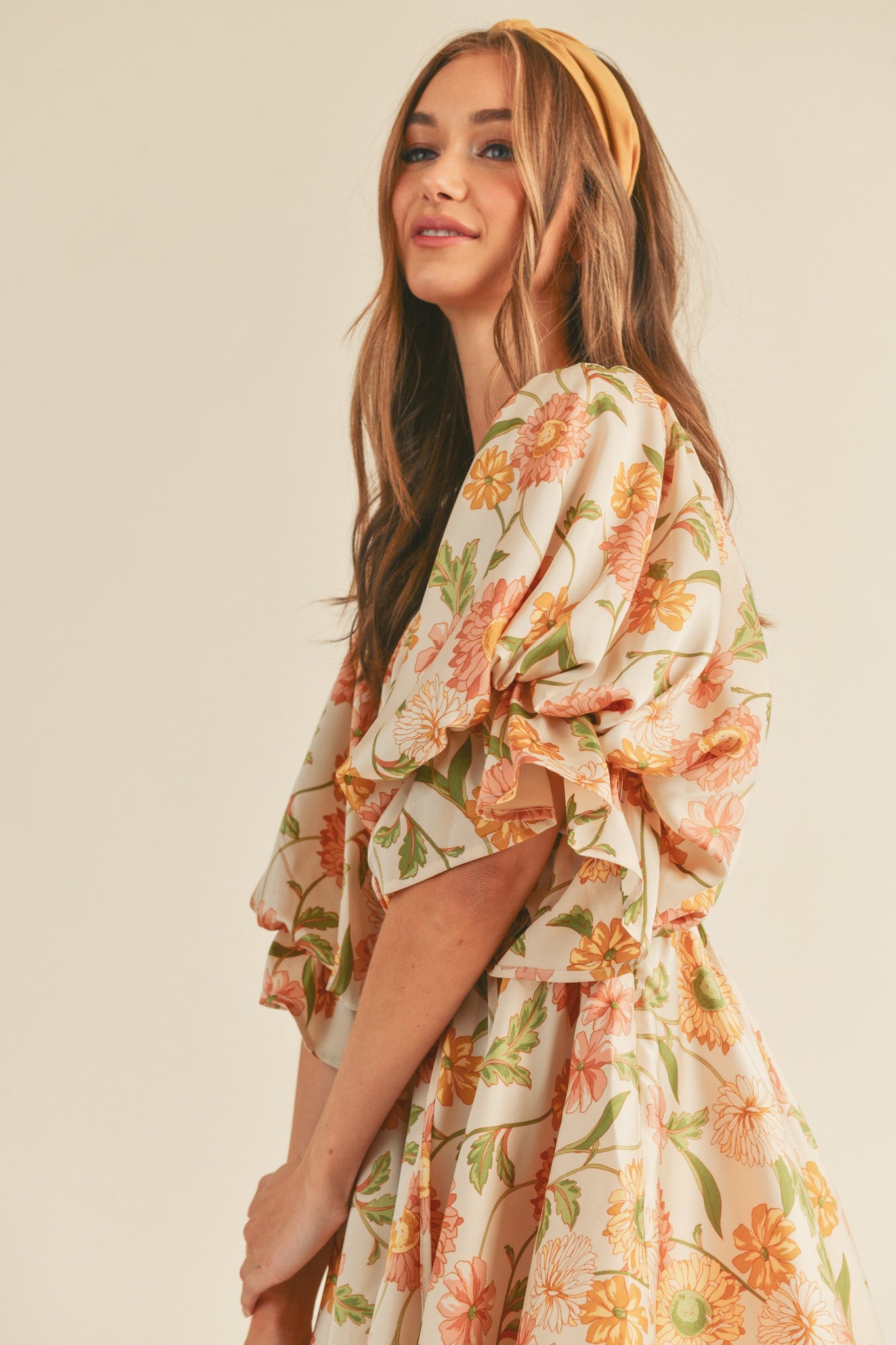Faye Floral Ruched Mini Dress – Thread + Vine Boutique