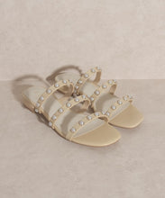 Load image into Gallery viewer, Pearl Flat Sandals