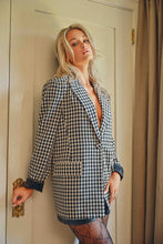 Load image into Gallery viewer, Oversized Gingham Blazer
