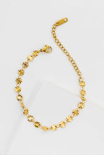 Load image into Gallery viewer, Ruffled Gold Circle Charm Bracelet