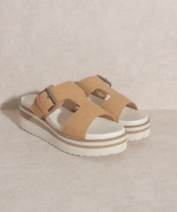 Staple Platform Sandal